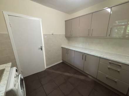 Hilltop Court, Manchester, Image 5