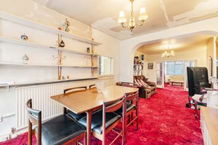 Prestfield Road, Whitefield, Image 7