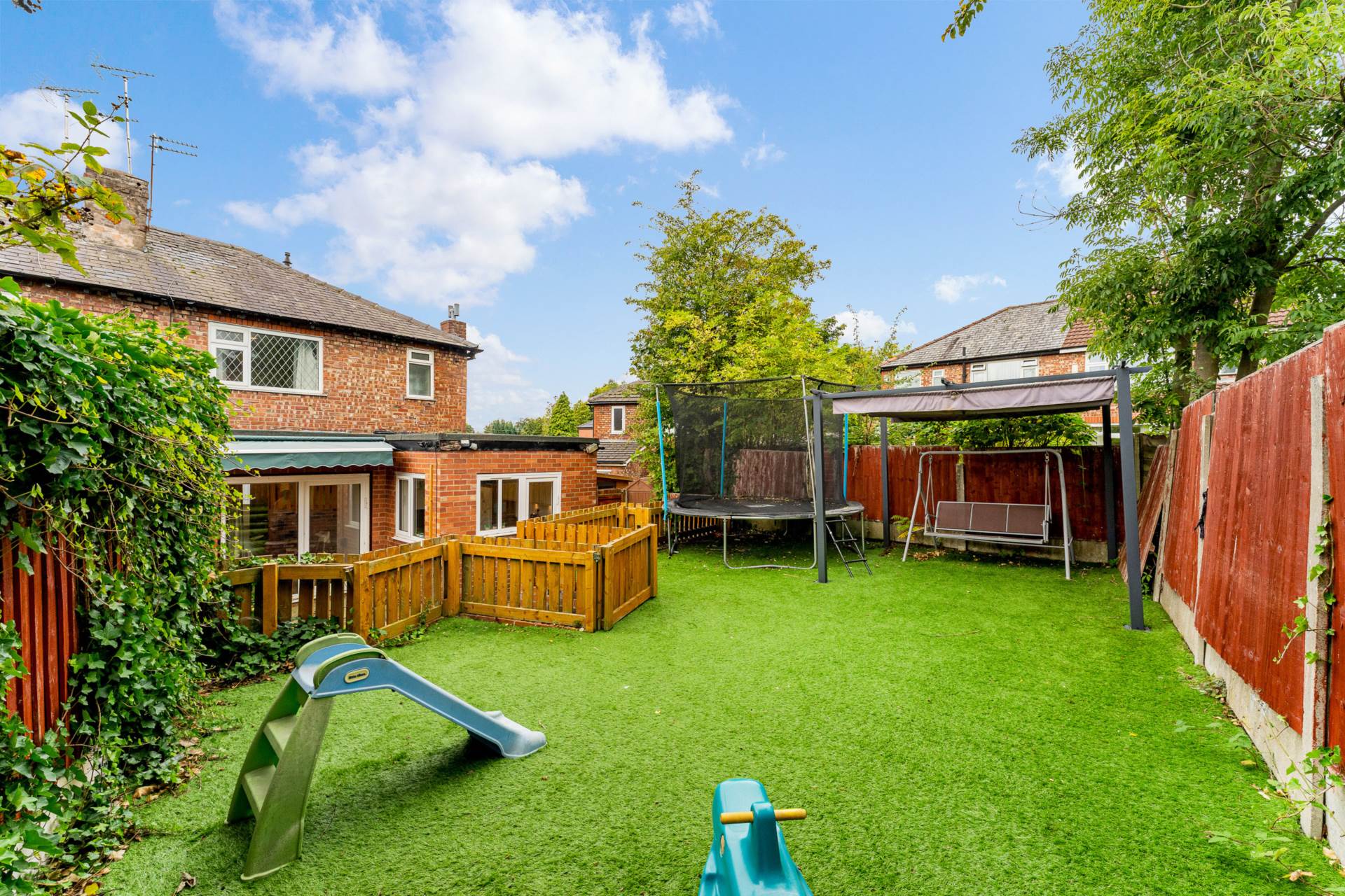 Parksway, Prestwich, Image 19