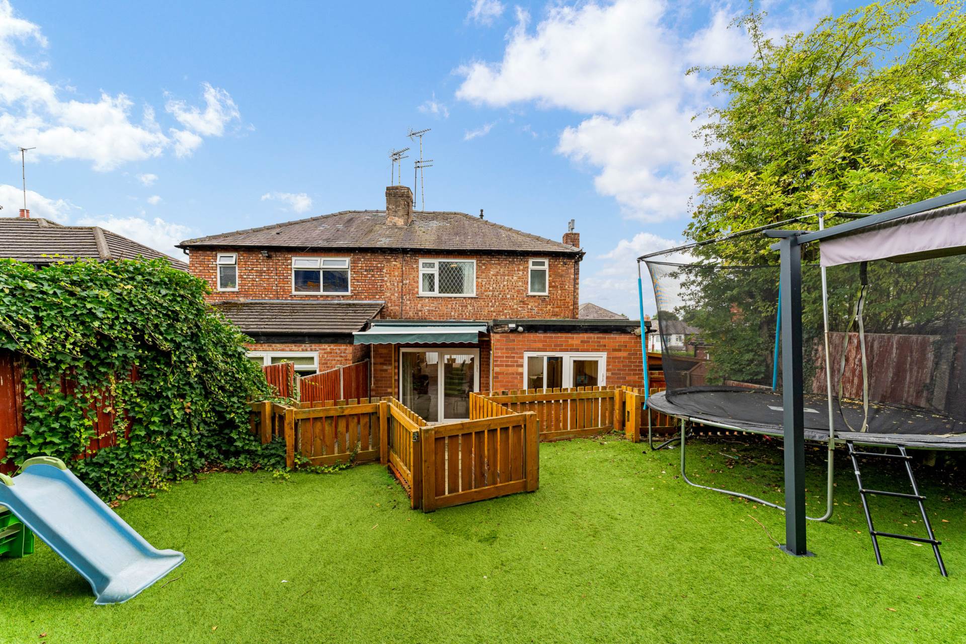 Parksway, Prestwich, Image 20