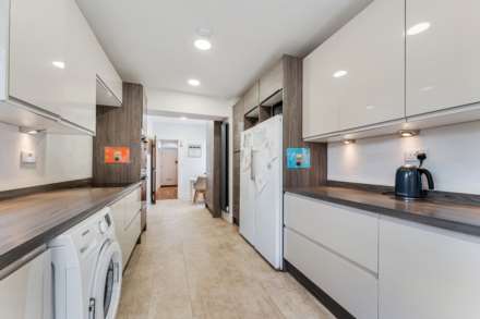 Parksway, Prestwich, Image 10