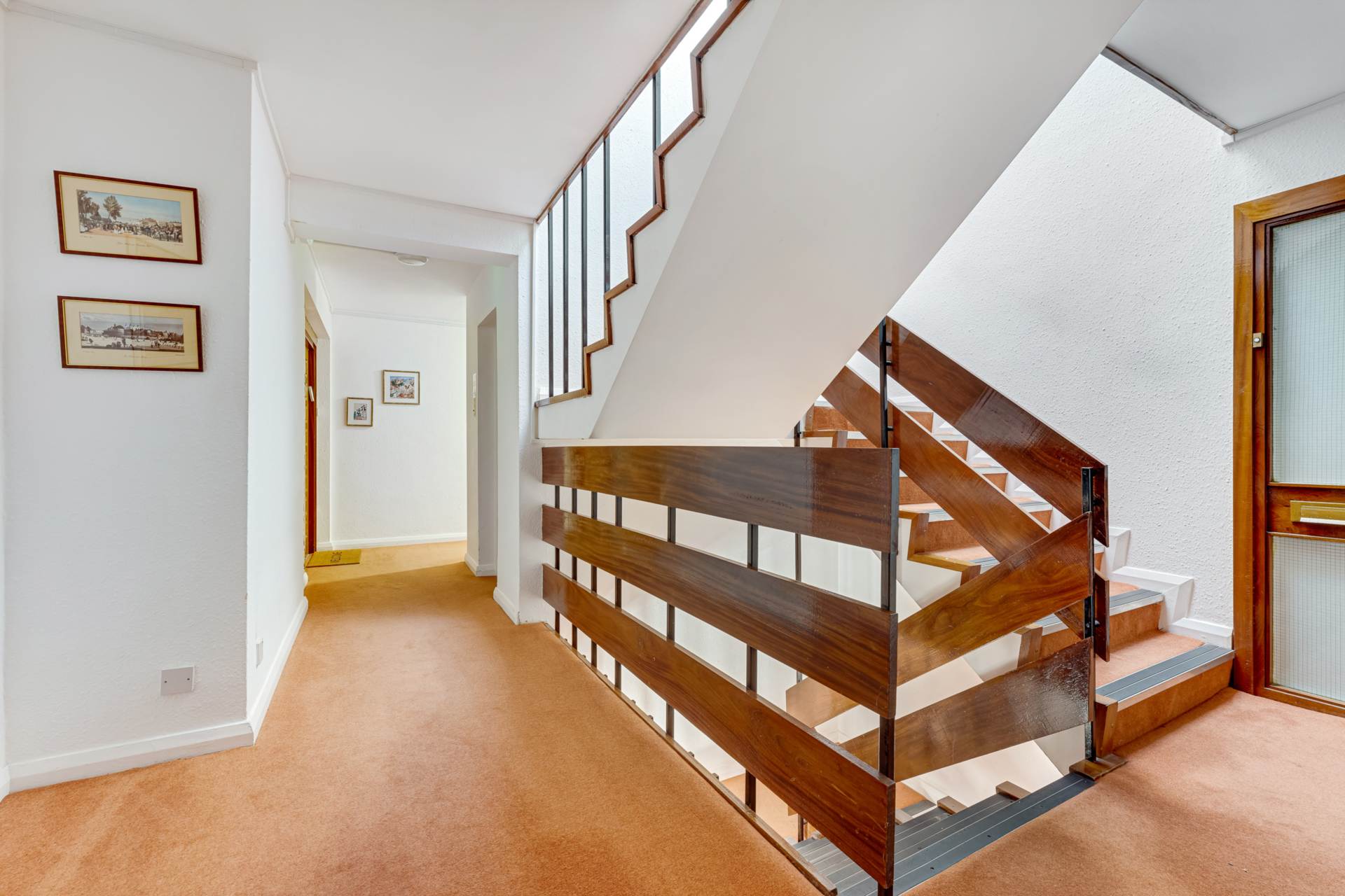 Sommerville Court, Broughton Park, Image 3