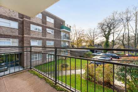 Sommerville Court, Broughton Park, Image 11