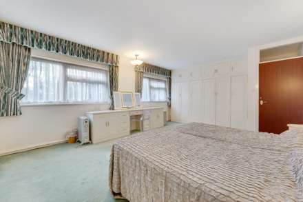 Sommerville Court, Broughton Park, Image 18