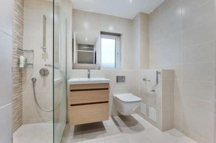 Sommerville Court, Broughton Park, Image 21