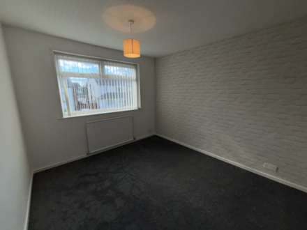Woodhall Avenue, Manchester, Image 11