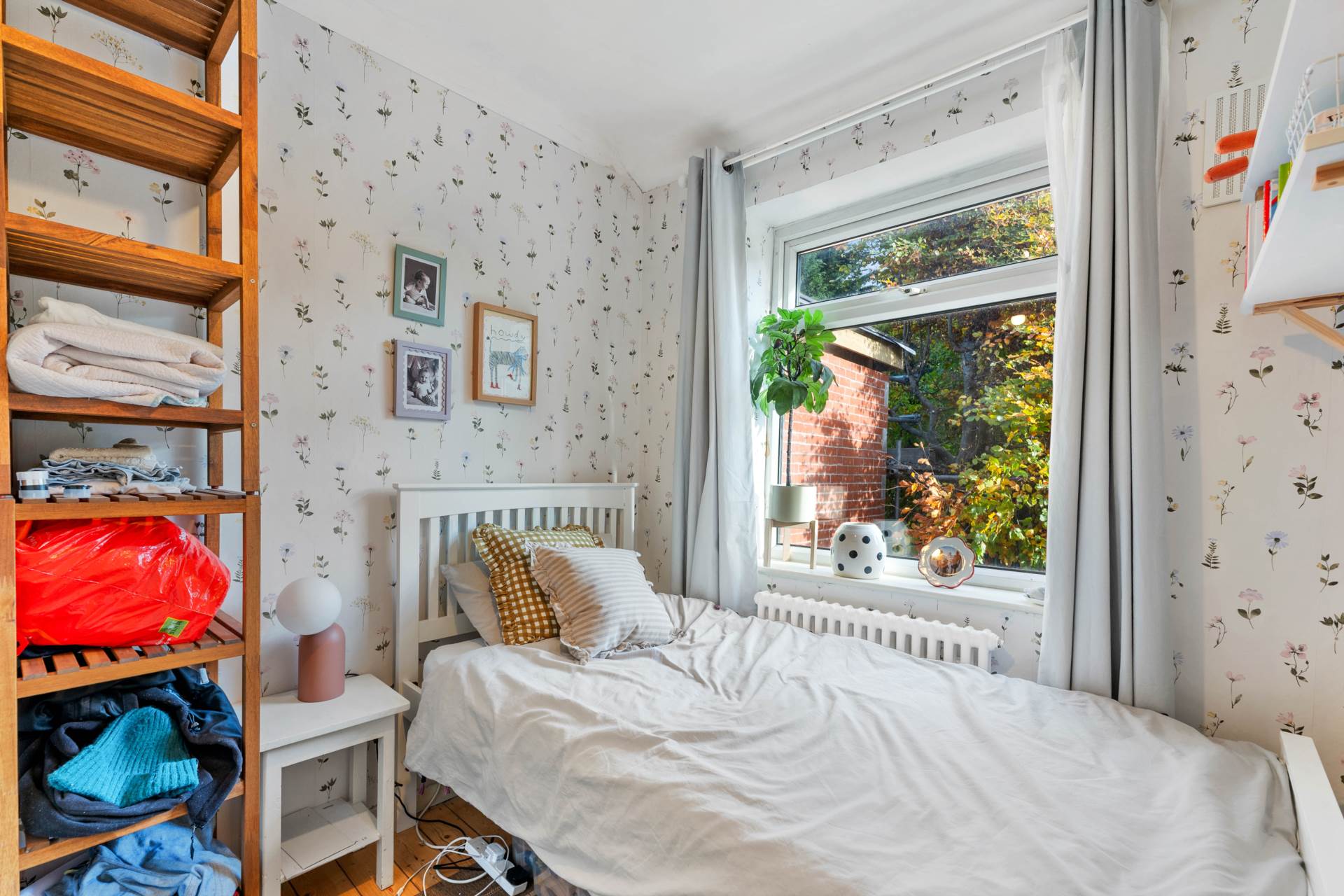 Windsor Crescent, Prestwich, Image 14