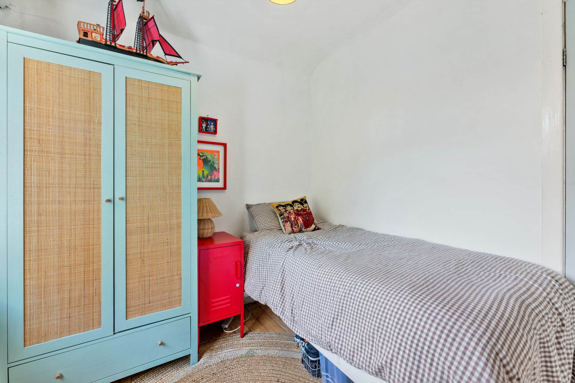 Windsor Crescent, Prestwich, Image 16