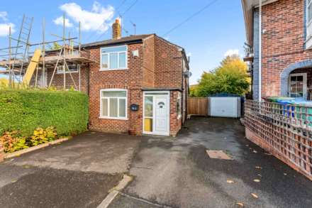 Windsor Crescent, Prestwich, Image 25