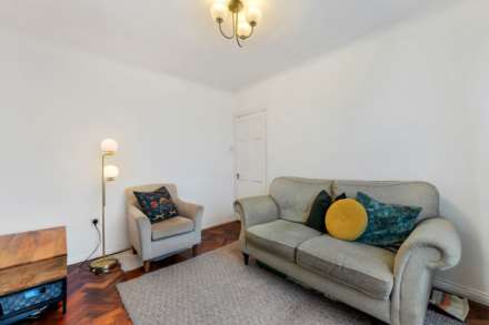 Windsor Crescent, Prestwich, Image 4