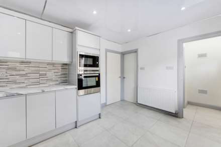 Beechfield Avenue, Radcliffe, Image 5