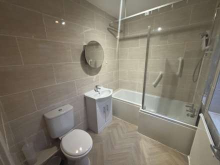 Eccleston Place, Salford, Image 2