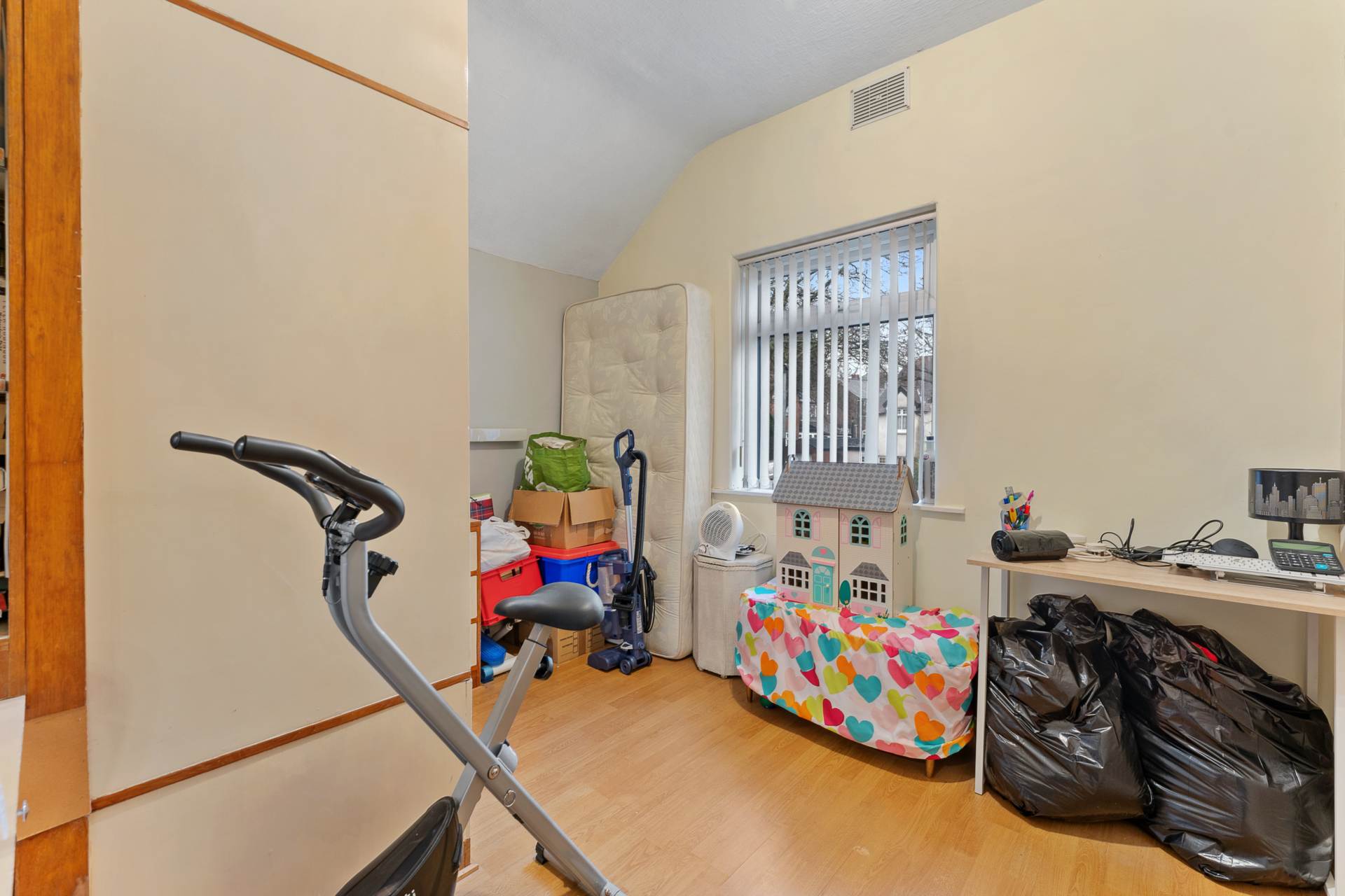 Tewkesbury Drive, Prestwich, Image 15