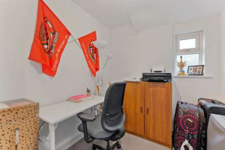 Tewkesbury Drive, Prestwich, Image 16