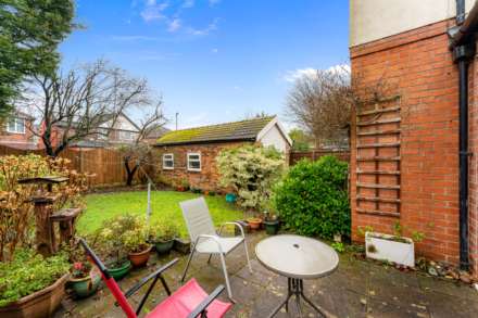 Tewkesbury Drive, Prestwich, Image 18