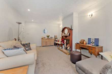 Tewkesbury Drive, Prestwich, Image 6