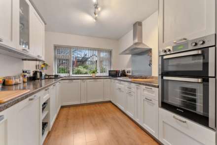 Tewkesbury Drive, Prestwich, Image 9