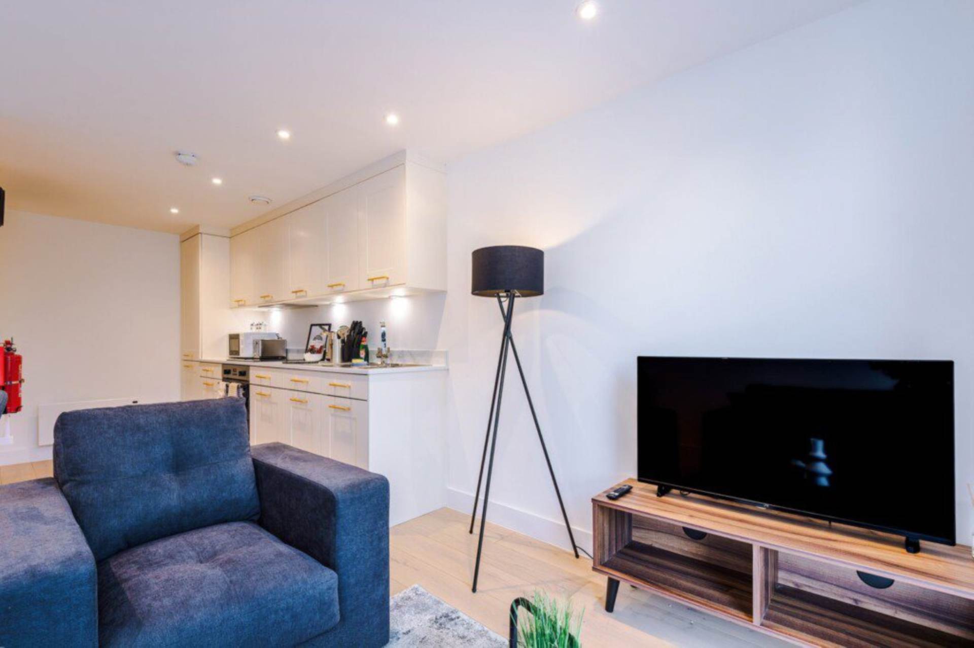 Southbank, Northenden Road, Sale, Image 5