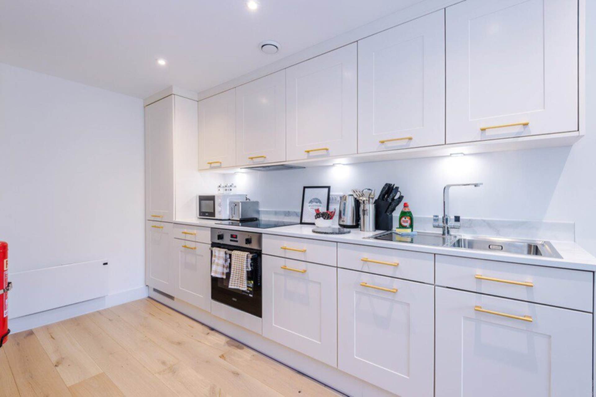 Southbank, Northenden Road, Sale, Image 6