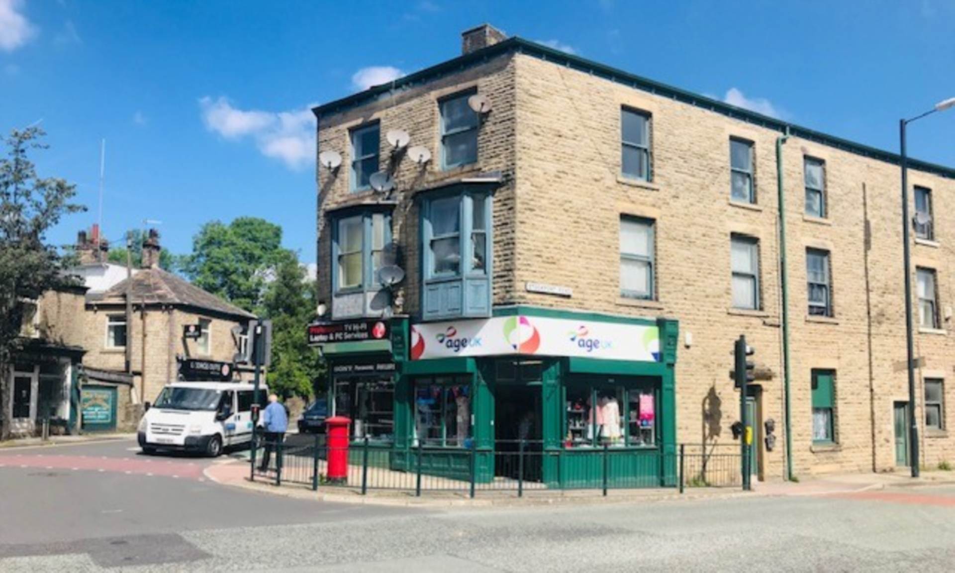 Stockport Road, Mossley, Image 1