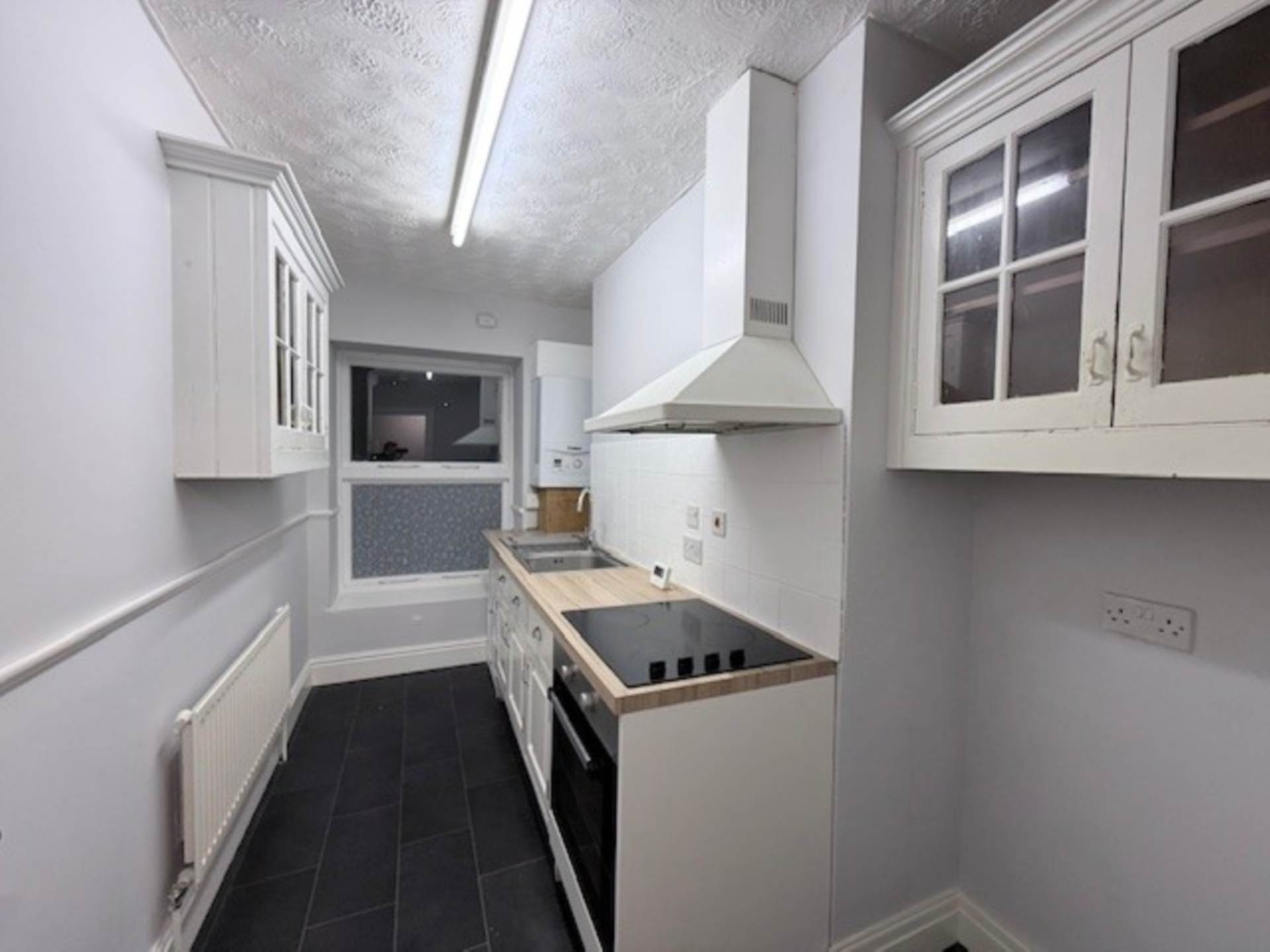 Stockport Road, Mossley, Image 8