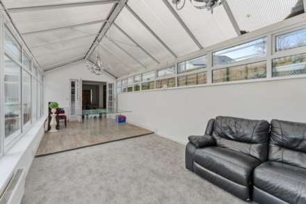 Overbrook Drive, Prestwich, Image 5