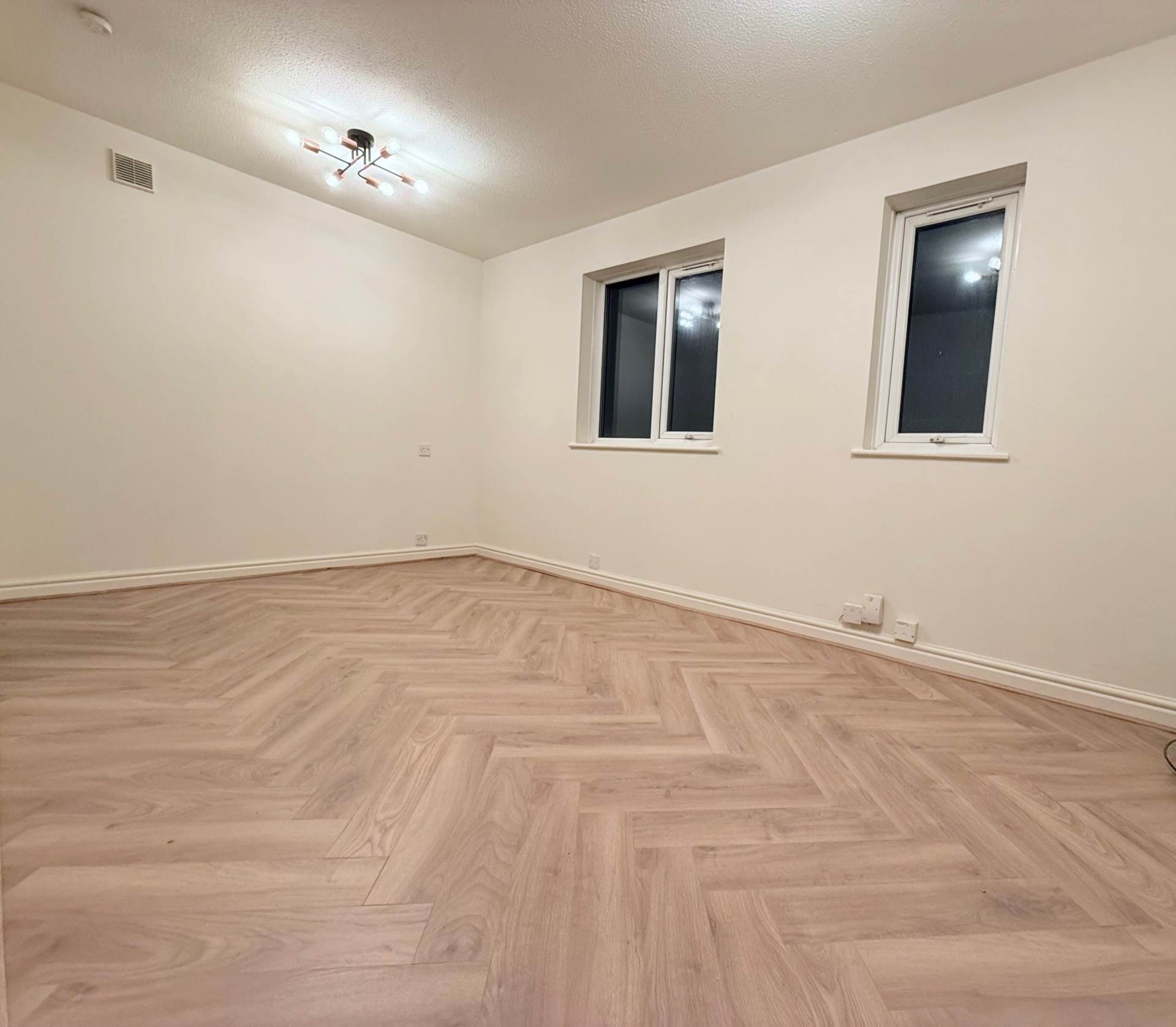 Clarendon Close, Runcorn, Image 10