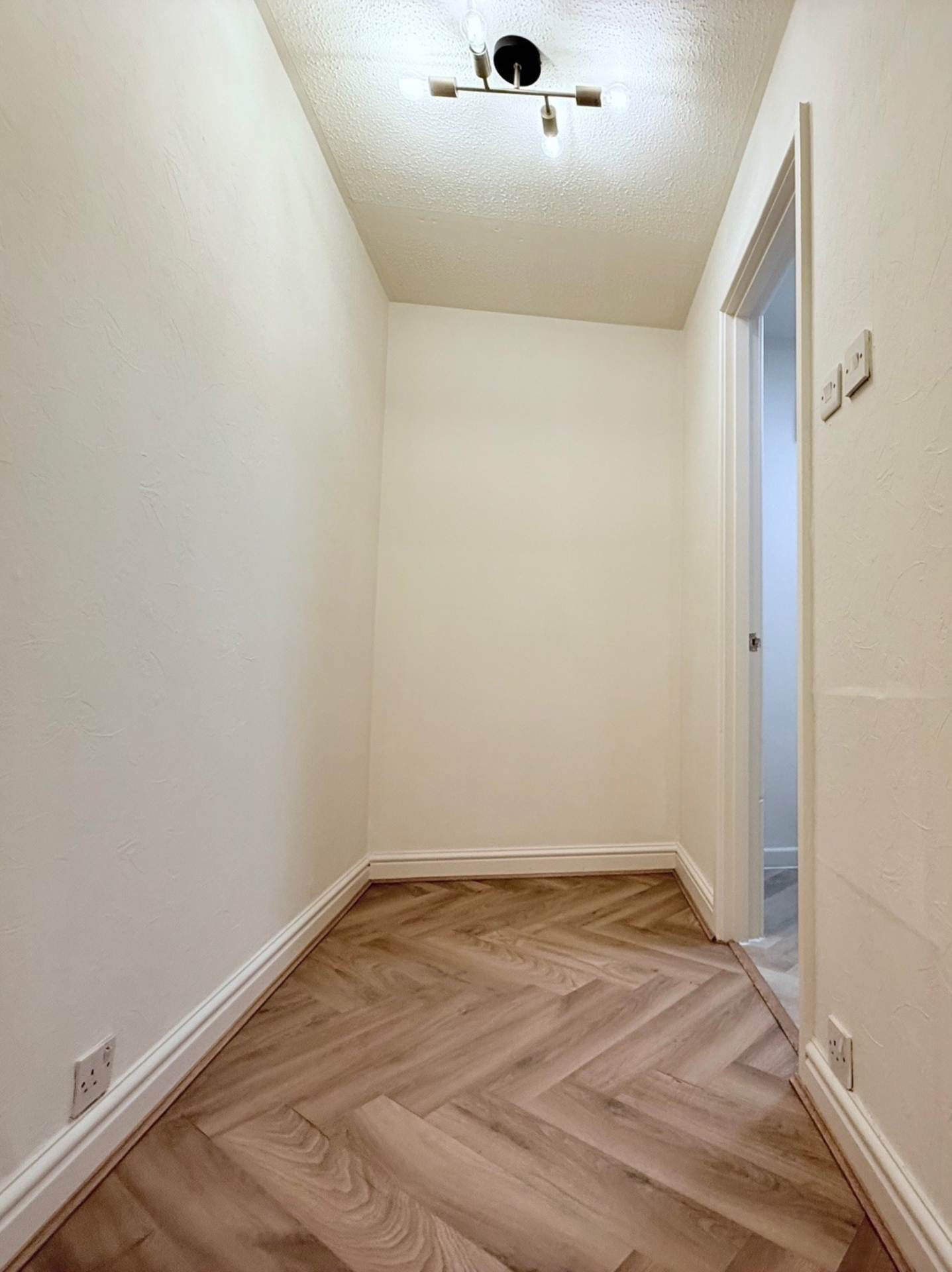 Clarendon Close, Runcorn, Image 7