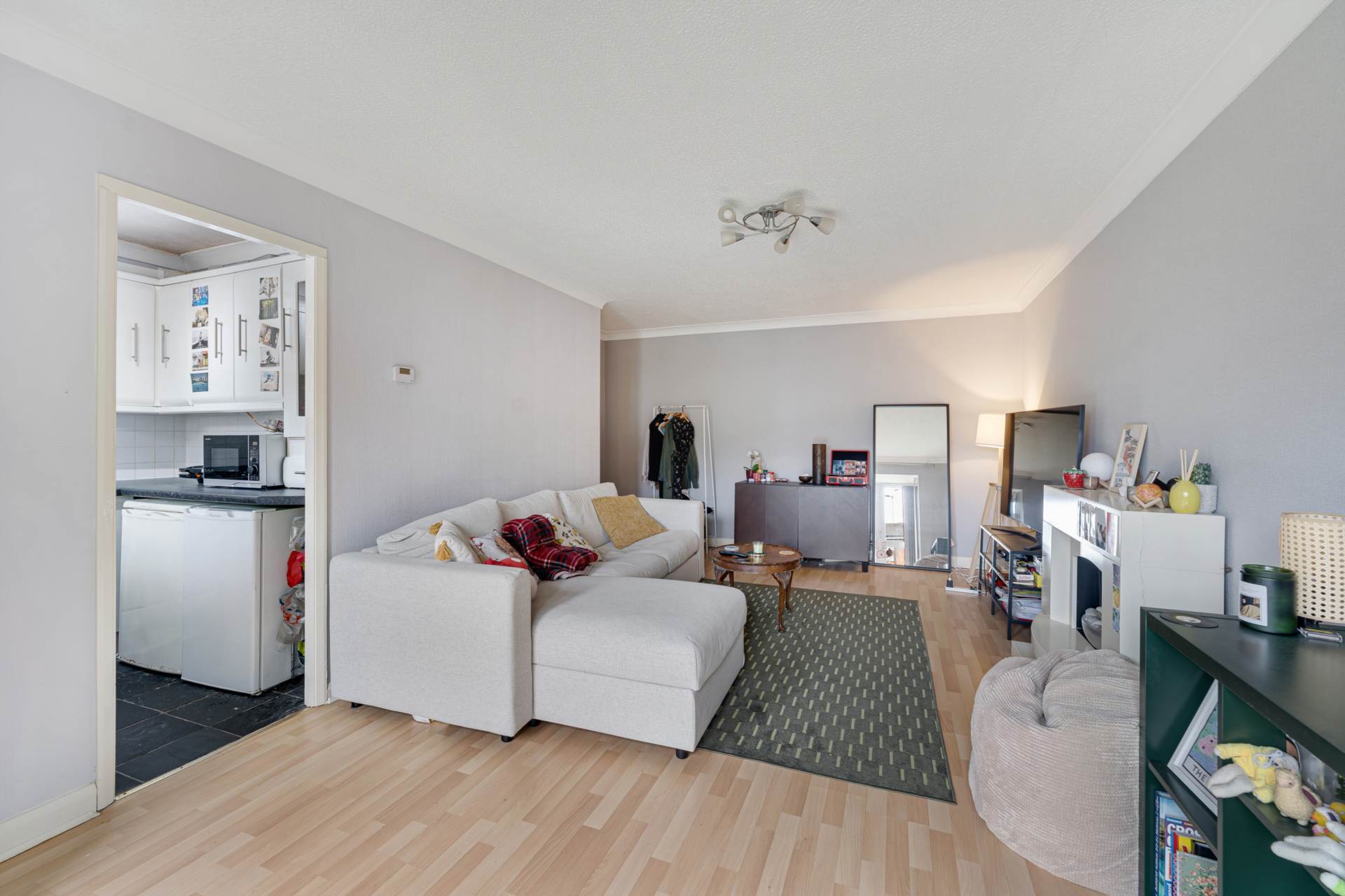 Heaton Court, Prestwich, Image 5