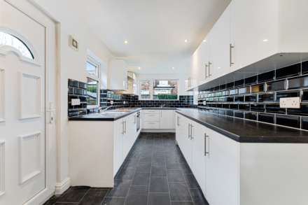 Canterbury Drive, Prestwich, Image 6