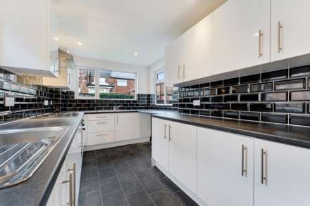 Canterbury Drive, Prestwich, Image 8