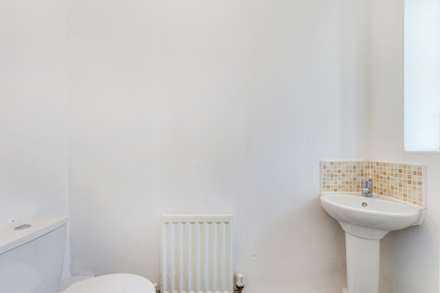 Greene Way, Salford, Image 3