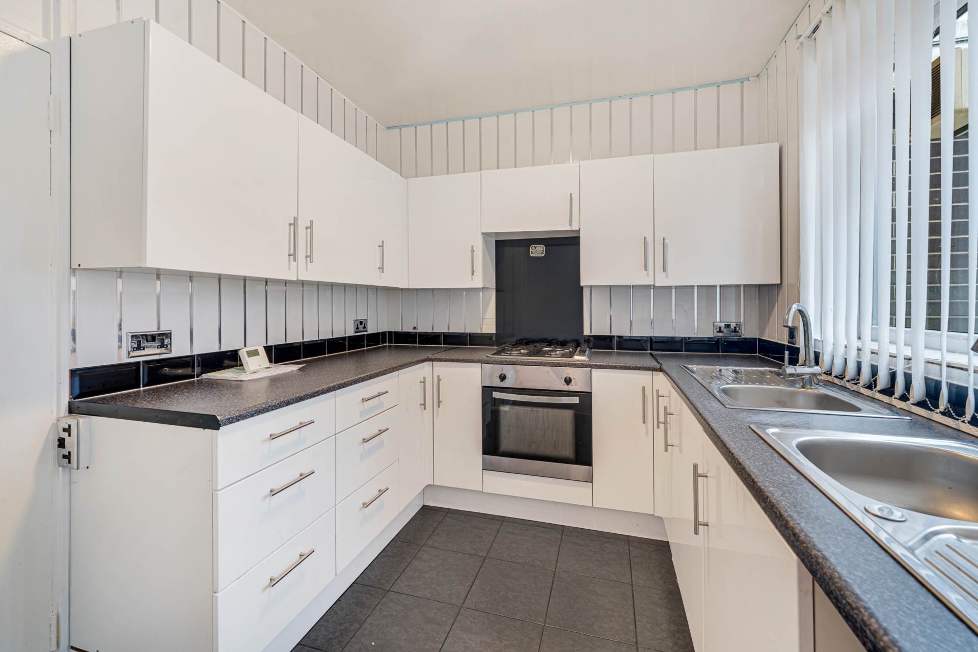 Park Lea Court, Broughton Park, Image 4