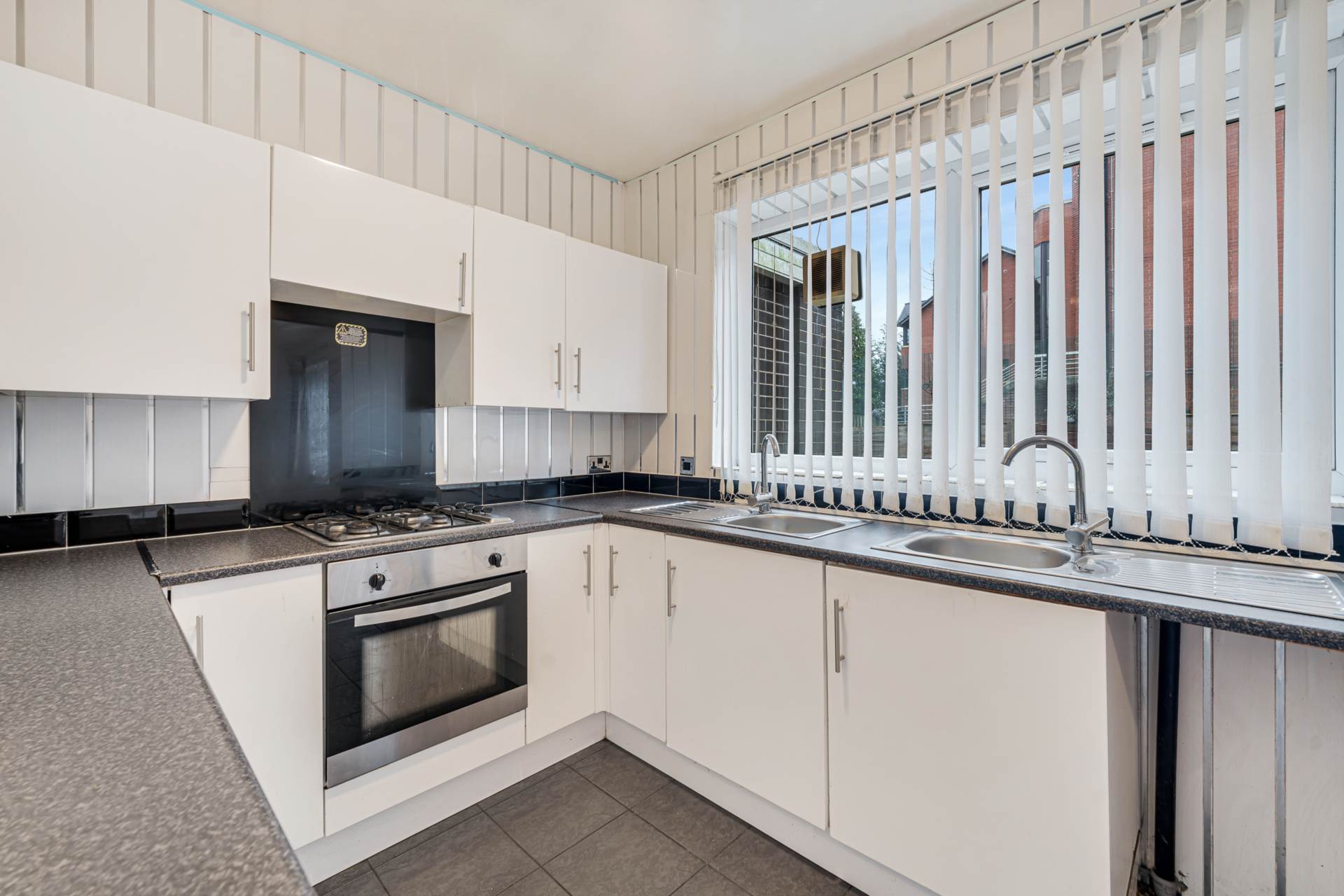 Park Lea Court, Broughton Park, Image 5