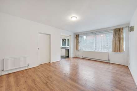 Park Lea Court, Broughton Park, Image 3