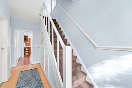 Tamworth Avenue, Whitefield, Image 2