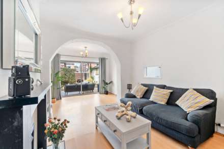 Tamworth Avenue, Whitefield, Image 6