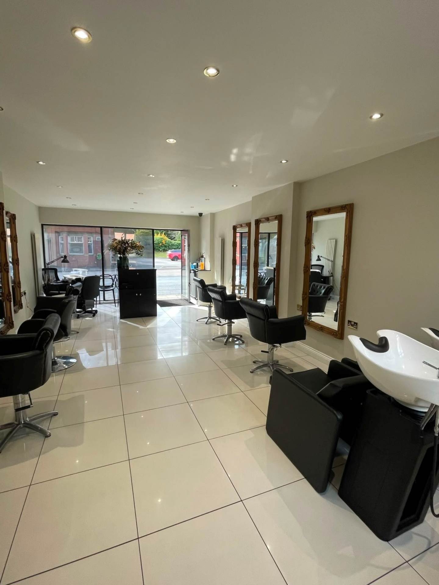 Bury New Road, Whitefield, Image 4