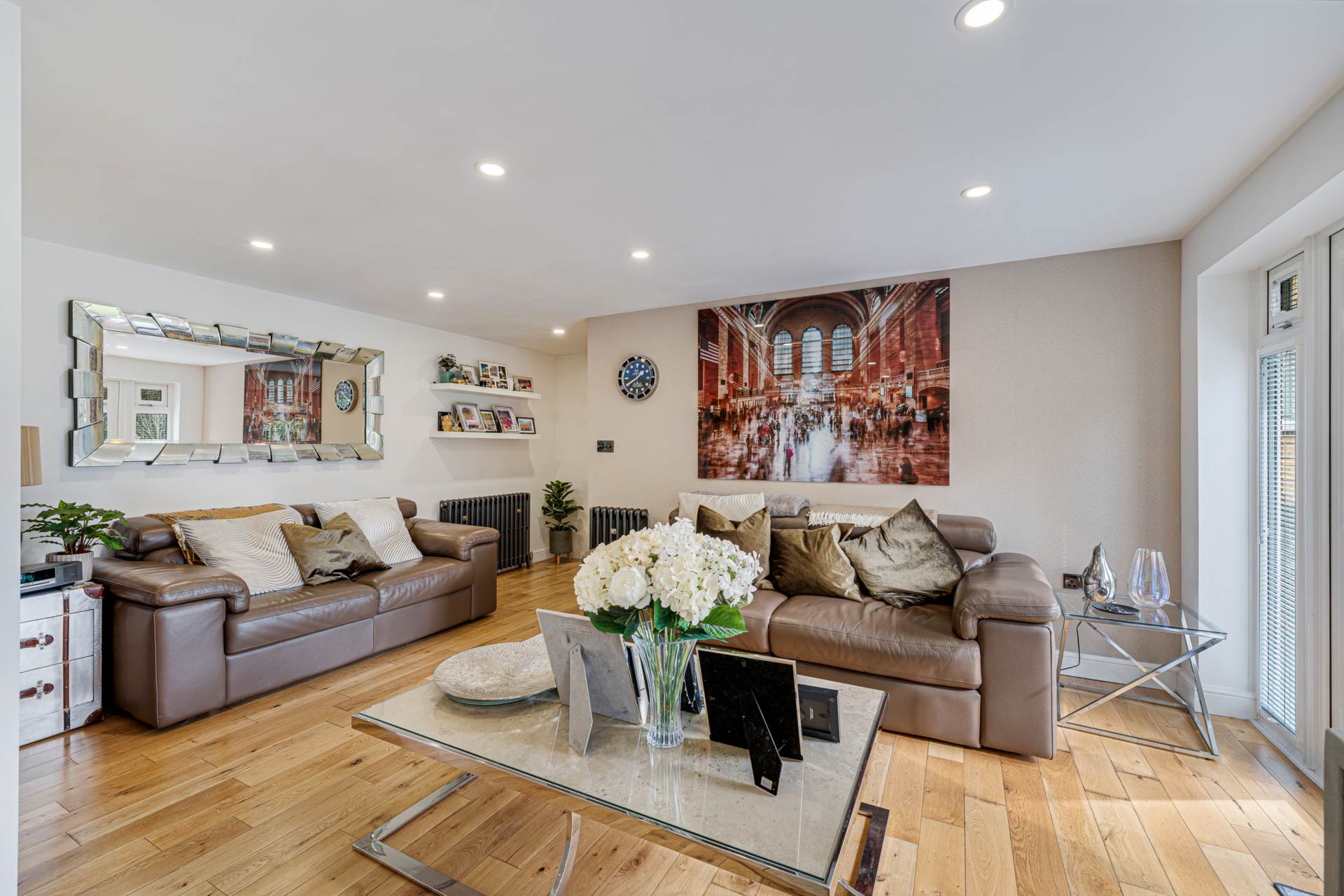 Norwood Lodge, Salford, Image 3