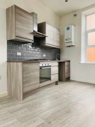 Bow Street, Oldham, Image 3