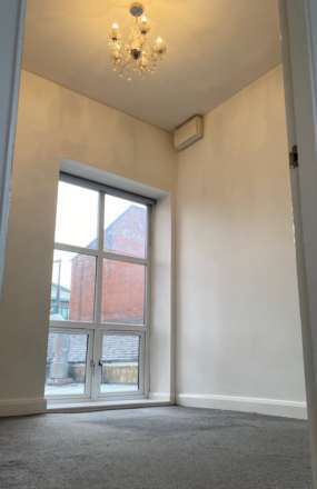 Bow Street, Oldham, Image 6