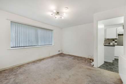 Moor End Court, Salford, Image 4