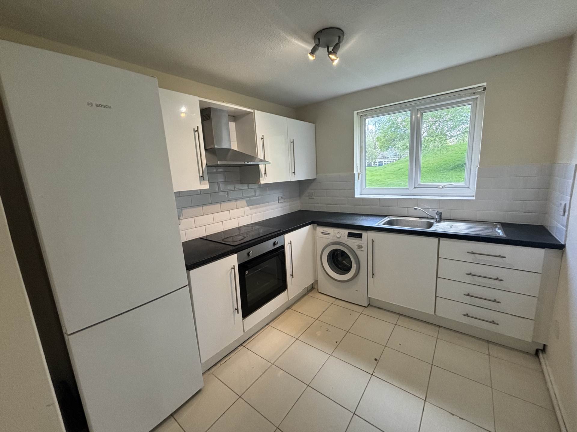 Lockett Gardens, Manchester, Image 3