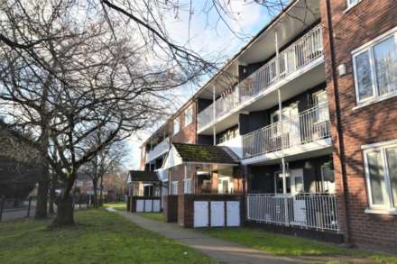 2 Bedroom Flat, Lockett Gardens, Manchester