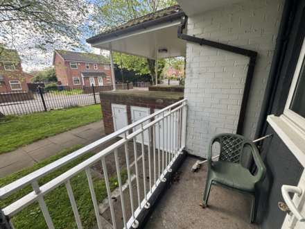 Lockett Gardens, Manchester, Image 11