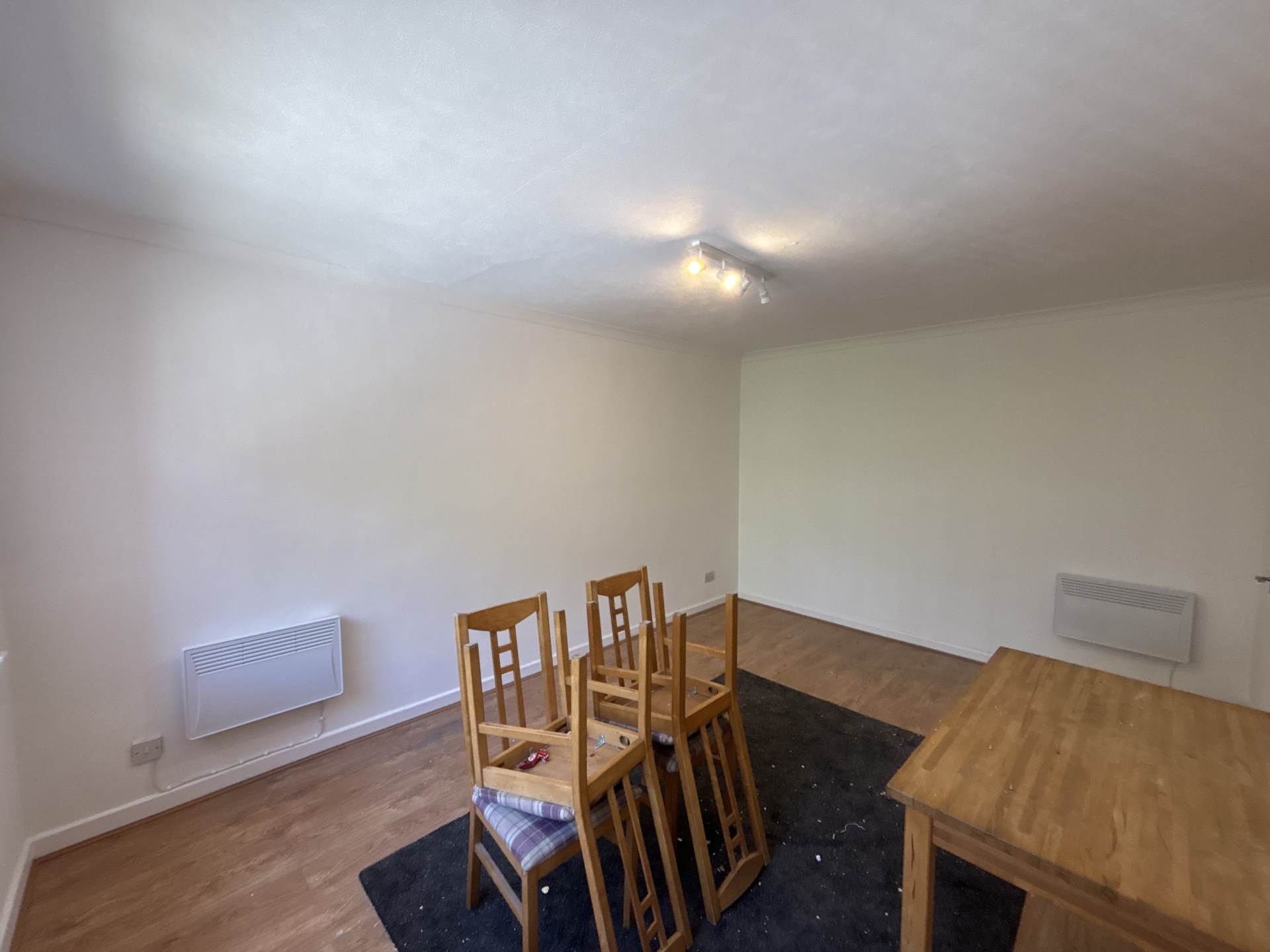 Kensington Court, Salford, Image 2