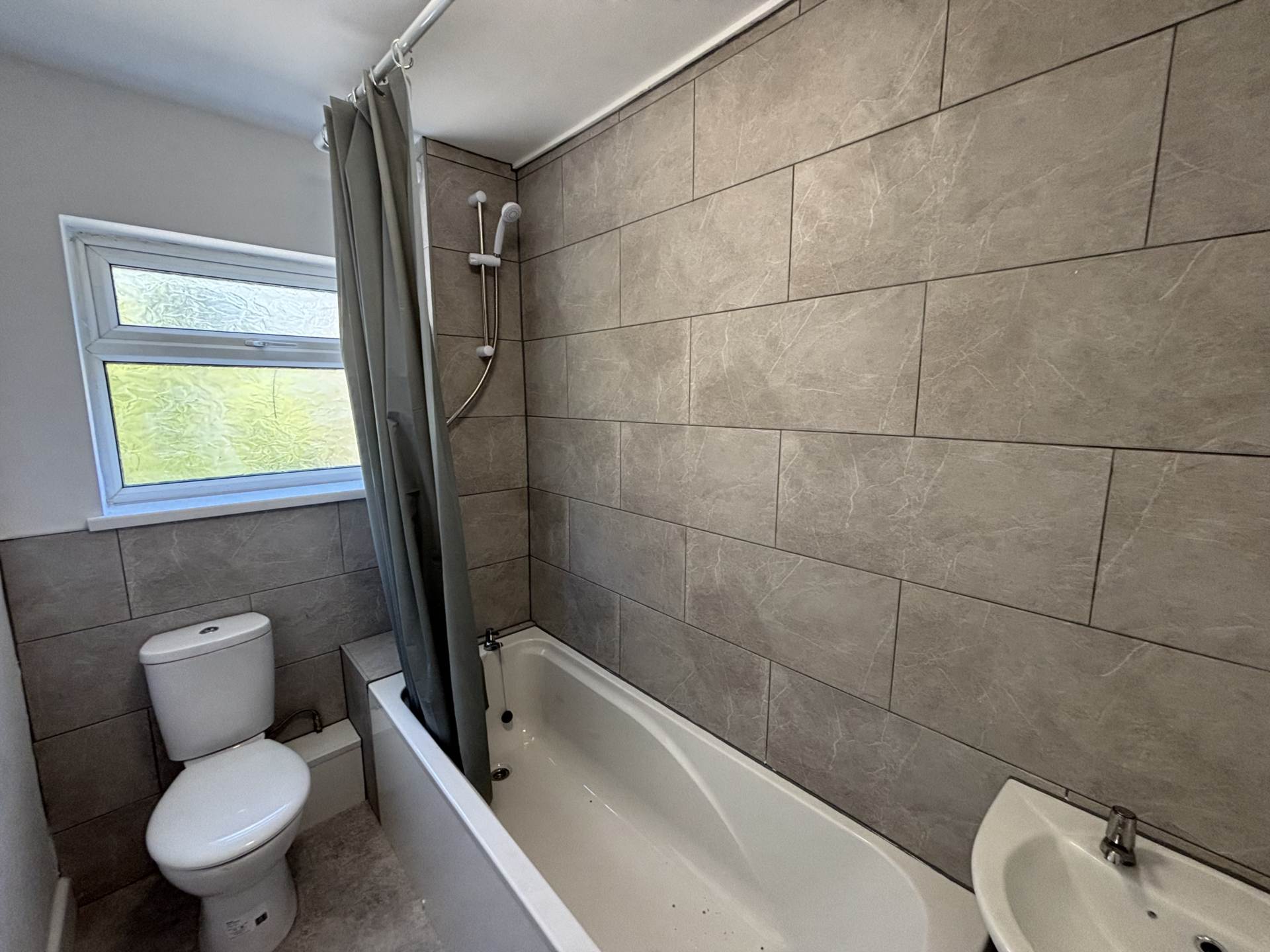 Kensington Court, Salford, Image 5