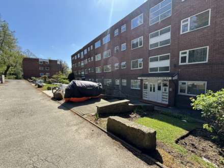 1 Bedroom Flat, Kensington Court, Salford