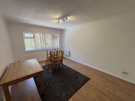 Kensington Court, Salford, Image 3