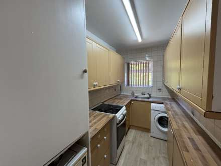 Kensington Court, Salford, Image 7